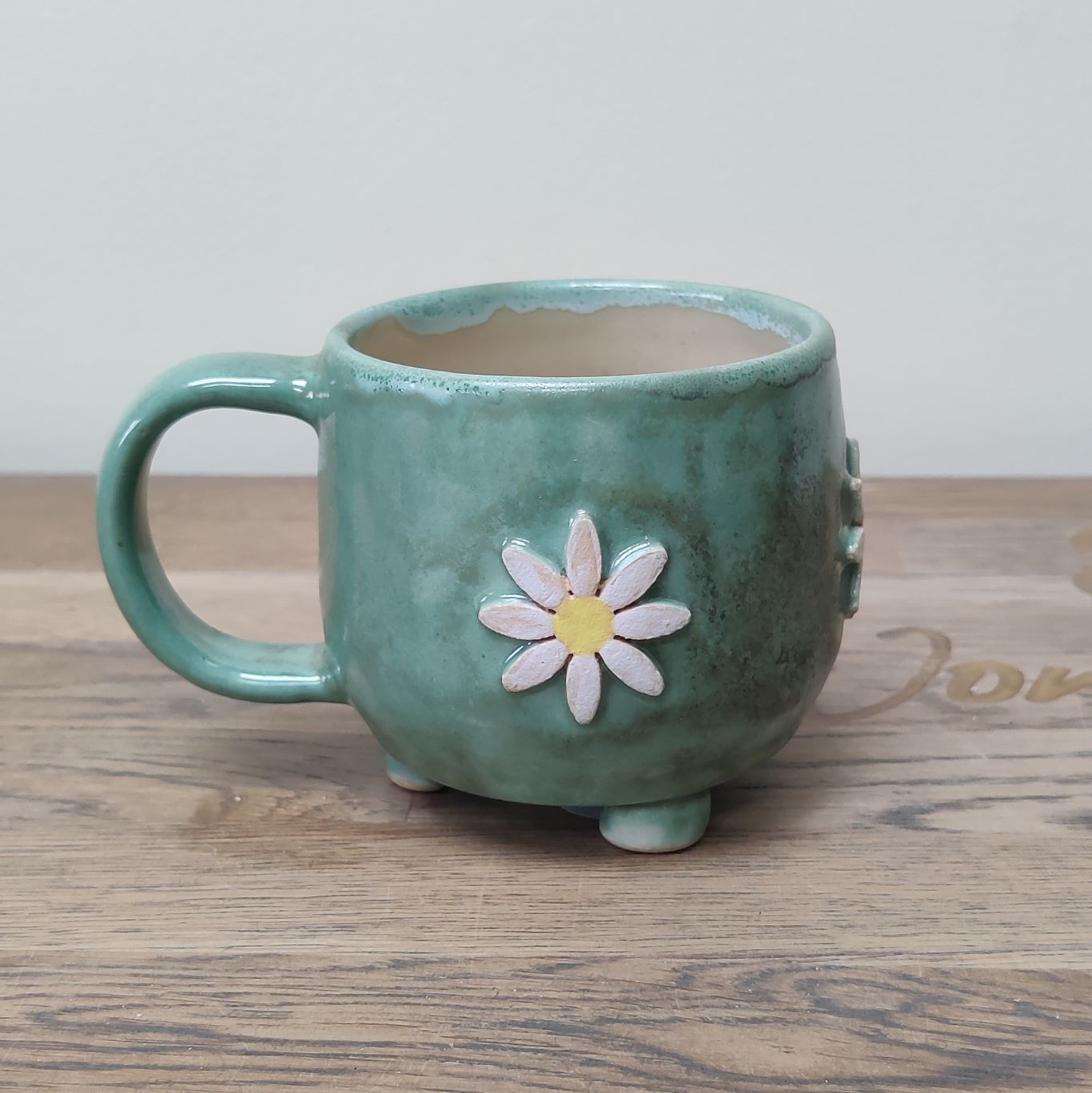Daisy cup with feet 17 - Image 2